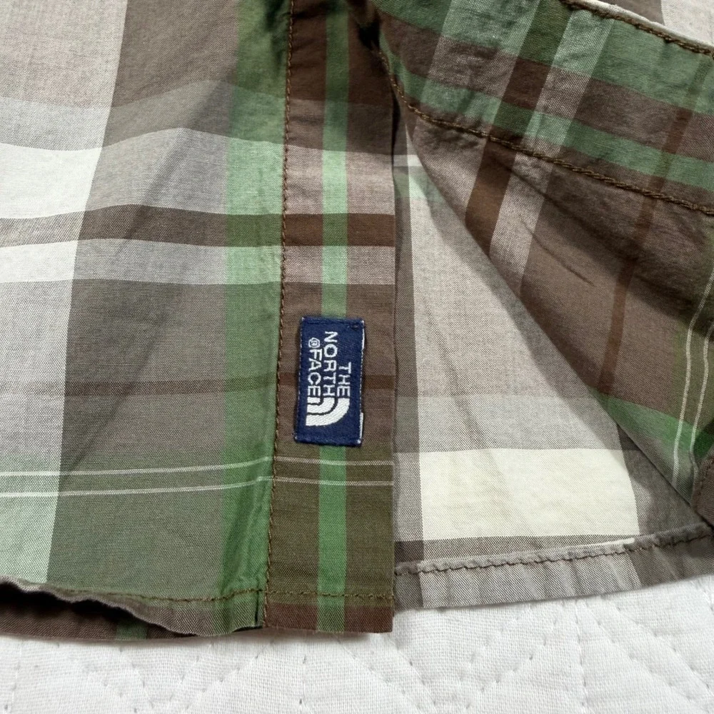 The North Face Plaid Button Up Shirt Men's M Long‎ Sleeve California Heritage